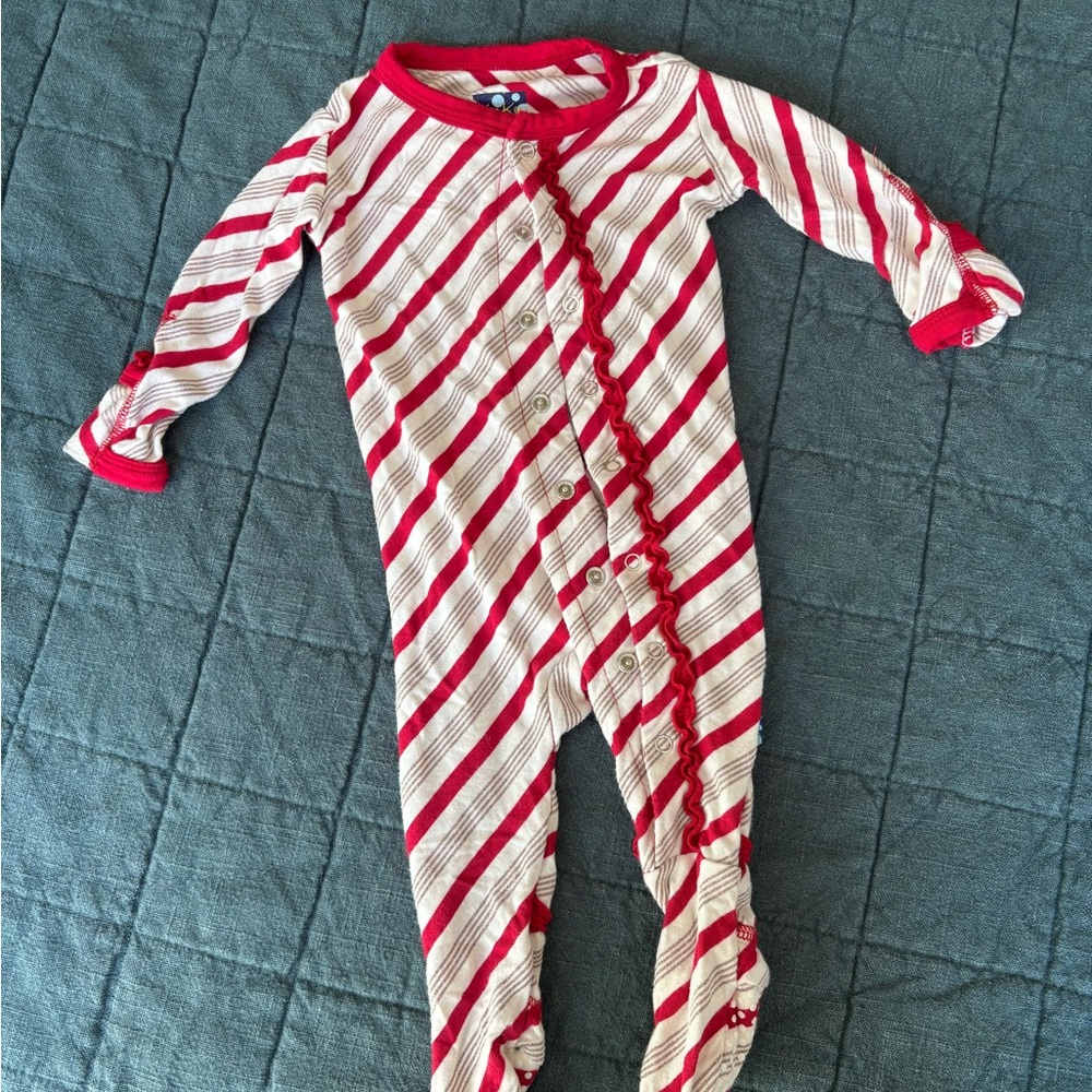 Christmas kickee pants outfit 0-3 months